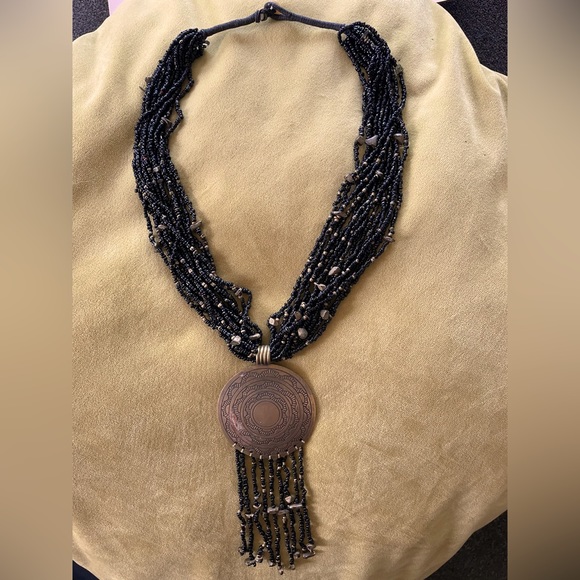 Brass and beading statement necklace - Picture 2 of 3